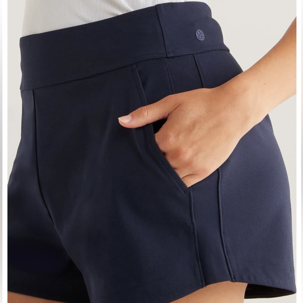 Zella Women's Blue Navy Sapphire Full Swing Athletic Shorts women’s LARGE NWOT - Picture 3 of 11